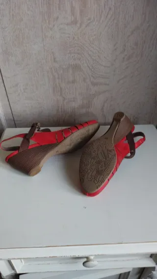 Sandalias Wonders Cuero Rojo Talla 38