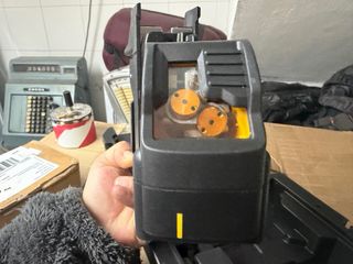 Nivel Láser Autonivelante DEWALT DW088