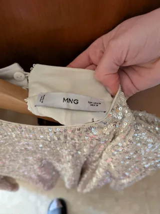 Blusa beig lentejuelas -MANGO