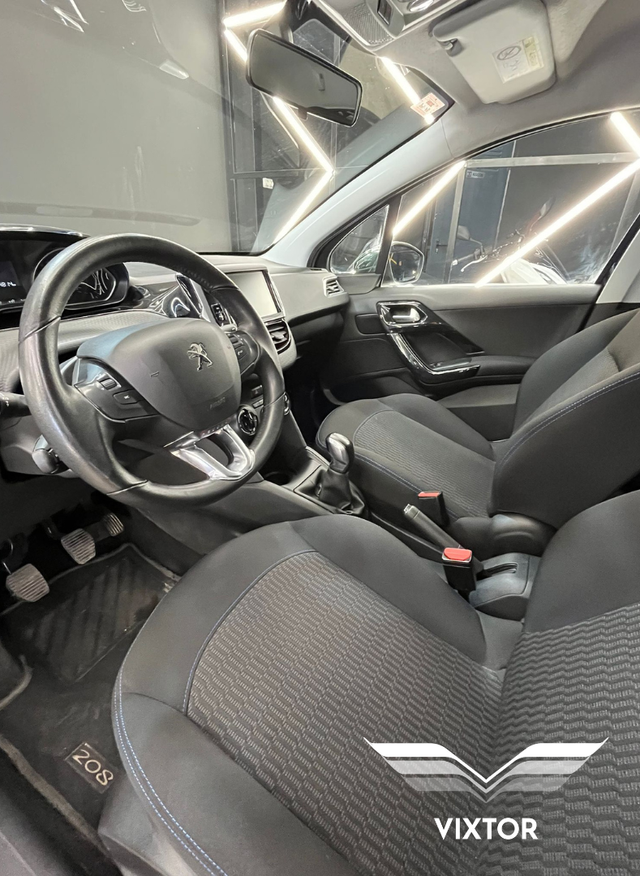 Peugeot 208 1.2L PureTech 82 Style 5p S/S
