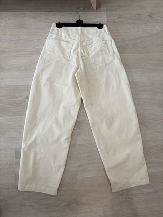 Uniqlo Mujer / pantalón pana S-M / sin estrenar