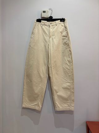 Uniqlo Mujer / pantalón pana S-M / sin estrenar