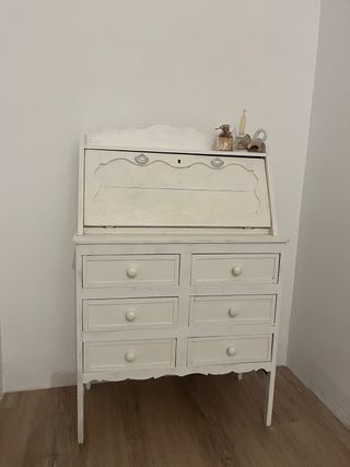 Escritorio infantil antiguo restaurado