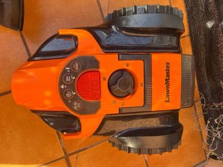 Robot cortacésped Lawnmaster OcuMow16