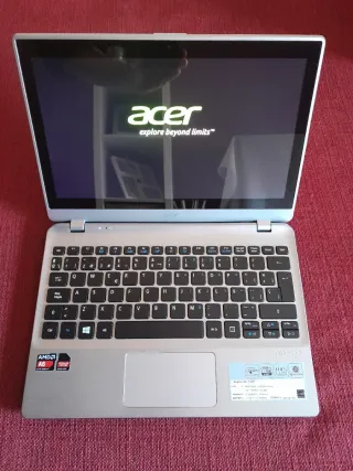 Ordenador portátil ACER Aspire V5-122P.