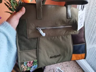 Bolso Desigual verde y multicolor nuevo