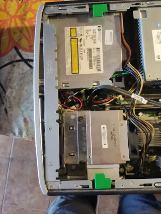 HP Compaq dc7700p Ultra Slim Desktop