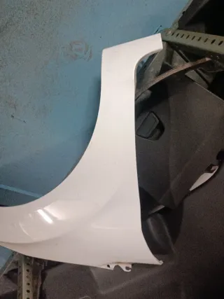 Aleta Delantera Derecha Ford Fiesta 2014