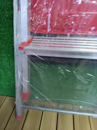 Taburete Escalera de Acero 2 Peldaños CatterHouse