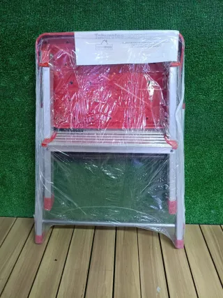 Taburete Escalera de Acero 2 Peldaños CatterHouse