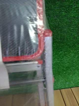 Taburete Escalera de Acero 2 Peldaños CatterHouse