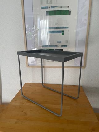 Tavolo ausiliario grigio stile IKEA