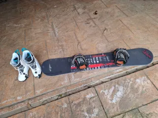 Botas Snow 39 y Tabla 145 con Fijaciones