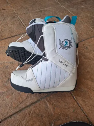 Botas Snow 39 y Tabla 145 con Fijaciones