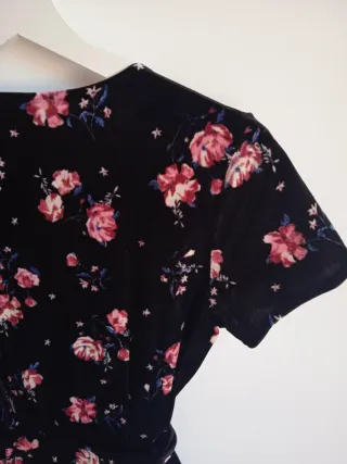 Vestido negro floral H&M