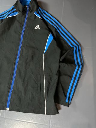 Chaqueta Adidas Negra y Azul
