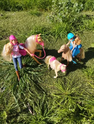 Barbie y caballos