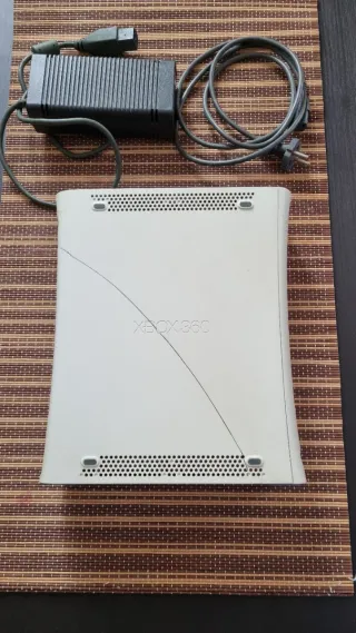 Console Xbox 360 per parti + cablaggio