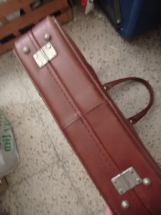 Maleta de piel marrón