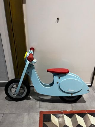 Bicicleta de equilibrio Janod madera estilo Vespa