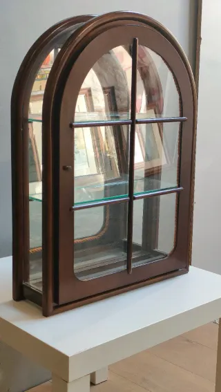 Vitrina de pared coleccionismo madera y cristal