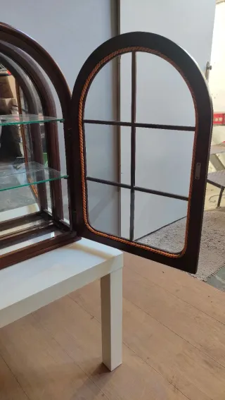 Vitrina de pared coleccionismo madera y cristal