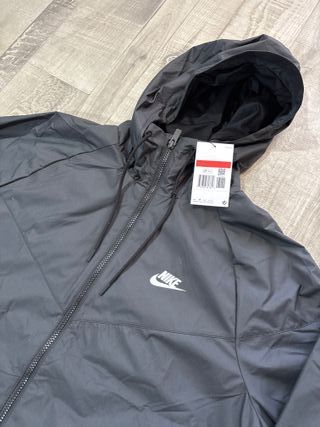 Chaqueta Nike Windrunner Talla L Negra