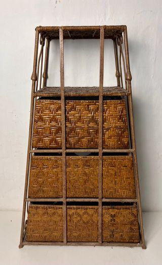 Cajonera Vintage de bambú y ratán