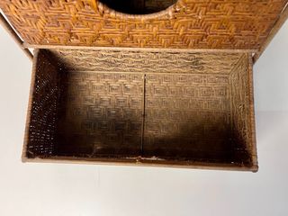 Cajonera Vintage de bambú y ratán