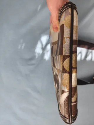 Bolso Tous estampado beige y marrón