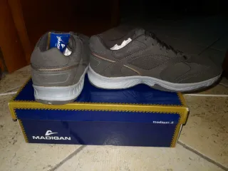 Scarpe Madigan eleganti grigie in pelle