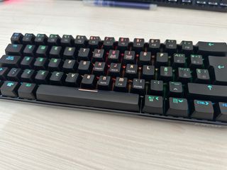 Teclado Krom Kluster RGB Gaming NUEVO