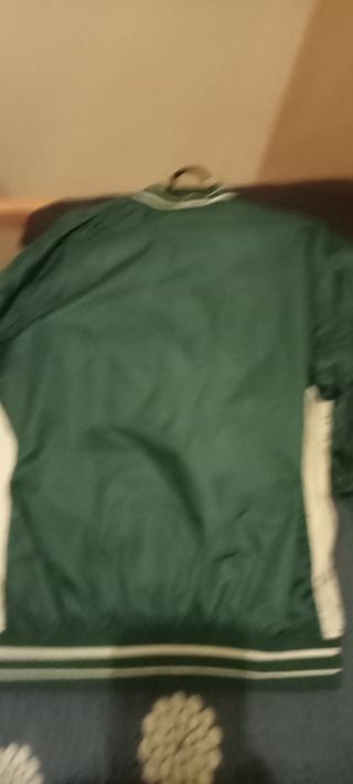 Cazadora Pull&Bear Verde Talla XL