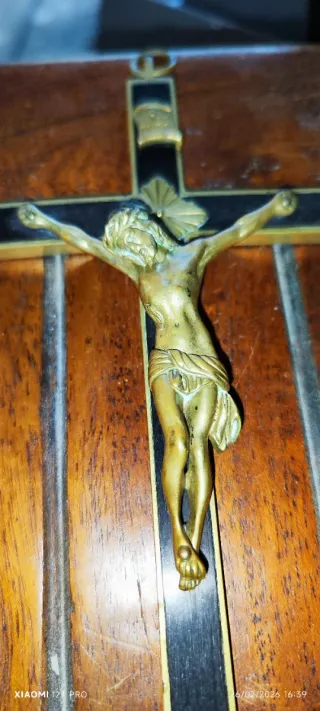 Imagen religiosa Crucifijo latón y ébano siglo XIX
