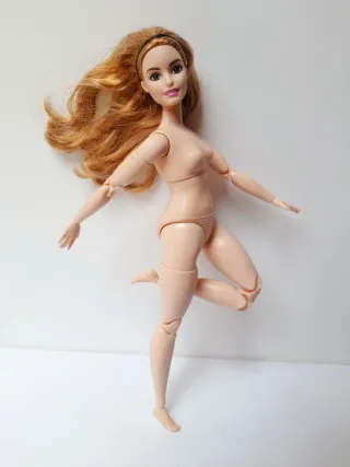 Barbie curvy ginger MTM