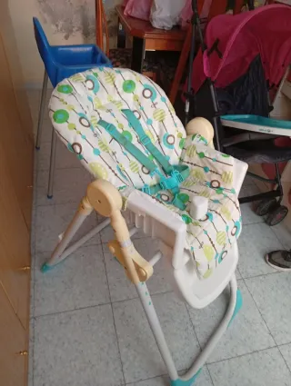 Trona de bebé con cojín estampado