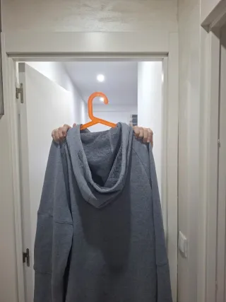 Chaqueta Nike Gris con Cremallera