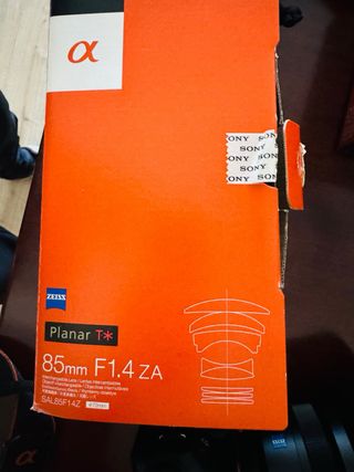 Teleobjetivo Sony Zeiss 85mm f/1.4 SAL-85F14Z