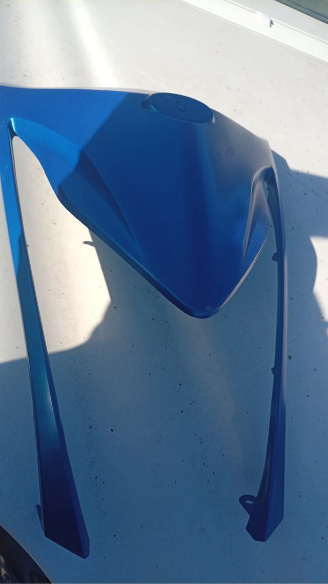 Cacha frontal Kymco Azul