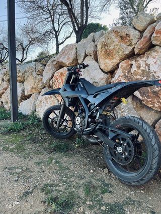 Rieju MRT 49cc Supermotard Negra