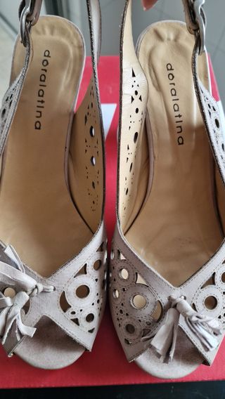 Sandalias Doralatina Beige Talla 38
