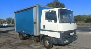 Camión Nissan