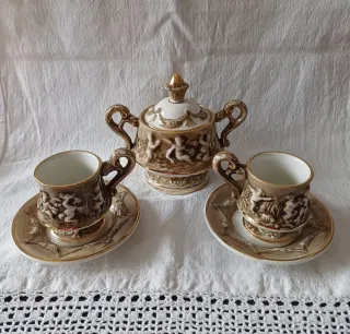 Set Tazzine e Zuccheriera Capodimonte Vintage