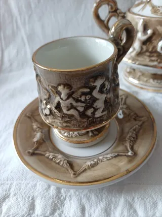 Set Tazzine e Zuccheriera Capodimonte Vintage