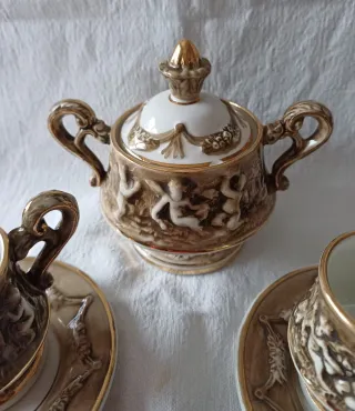 Set Tazzine e Zuccheriera Capodimonte Vintage