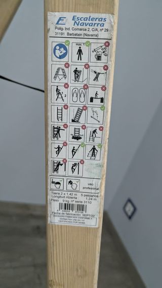 Escalera madera 5 peldaños