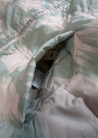 Chaqueta puffer Billabong reversible talla M