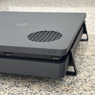 PS4 + 2 Mandos + Auriculares