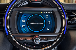 Mini Cooper SE 184cv