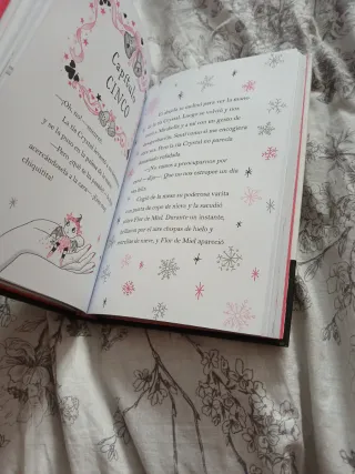 Isadora Moon y la boda mágica / Isadora Moon Go...